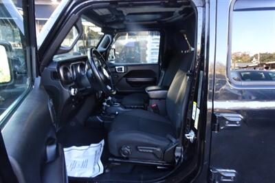 2018 Jeep Wrangler Sport   - Photo 9 - Newark, NJ 07104