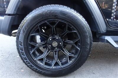 2018 Jeep Wrangler Sport   - Photo 29 - Newark, NJ 07104