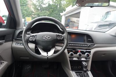 2019 Hyundai ELANTRA SE - Photo 13 - Newark, NJ 07104