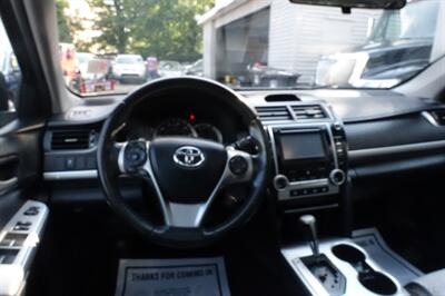 2012 Toyota Camry SE   - Photo 13 - Newark, NJ 07104