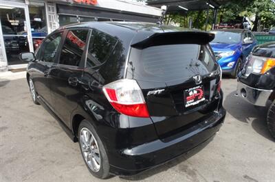 2013 Honda Fit Sport   - Photo 6 - Newark, NJ 07104
