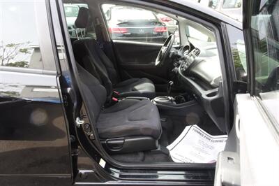 2013 Honda Fit Sport   - Photo 14 - Newark, NJ 07104