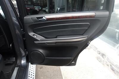 2011 Mercedes-Benz GL 450 4MATIC   - Photo 18 - Newark, NJ 07104