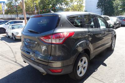 2016 Ford Escape SE   - Photo 5 - Newark, NJ 07104