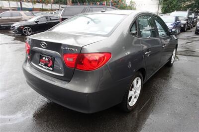 2008 Hyundai ELANTRA SE   - Photo 8 - Newark, NJ 07104