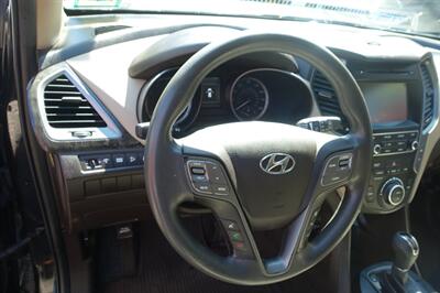2017 Hyundai SANTA FE Sport 2.4L - Photo 24 - Newark, NJ 07104