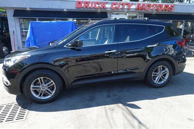 2017 Hyundai SANTA FE Sport 2.4L - Photo 4 - Newark, NJ 07104