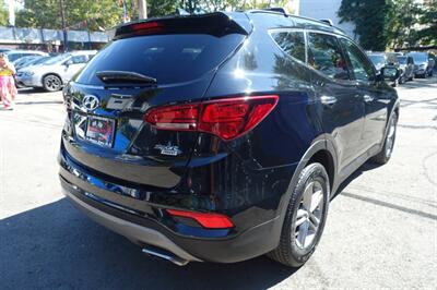 2017 Hyundai SANTA FE Sport 2.4L - Photo 8 - Newark, NJ 07104