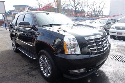 2011 Cadillac Escalade Luxury   - Photo 3 - Newark, NJ 07104