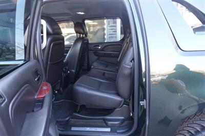 2013 Cadillac Escalade EXT Luxury   - Photo 12 - Newark, NJ 07104