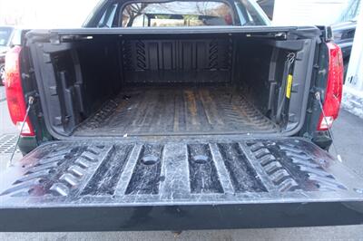 2013 Cadillac Escalade EXT Luxury   - Photo 21 - Newark, NJ 07104