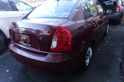 2010 Hyundai ACCENT GL   - Photo 4 - Newark, NJ 07104