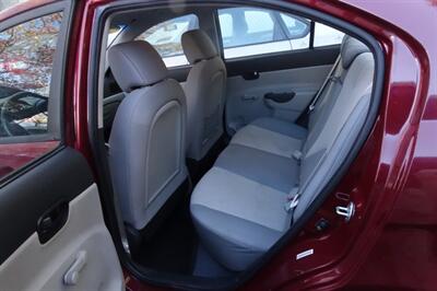 2010 Hyundai ACCENT GL   - Photo 10 - Newark, NJ 07104