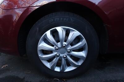 2010 Hyundai ACCENT GL   - Photo 20 - Newark, NJ 07104