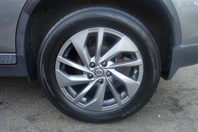 2016 Nissan Rogue SL - Photo 24 - Newark, NJ 07104