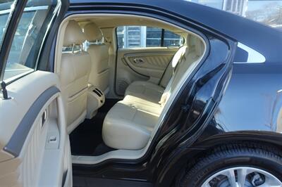 2014 Ford Taurus SEL   - Photo 11 - Newark, NJ 07104