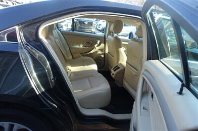 2014 Ford Taurus SEL   - Photo 16 - Newark, NJ 07104