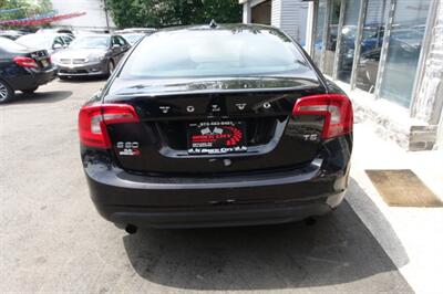 2012 Volvo S60 T5   - Photo 7 - Newark, NJ 07104