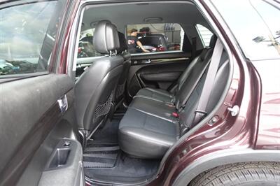 2011 Kia Sorento EX - Photo 9 - Newark, NJ 07104