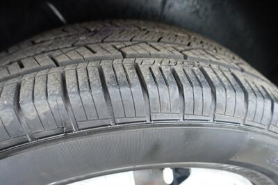 2011 Kia Sorento EX - Photo 23 - Newark, NJ 07104