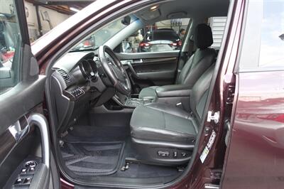 2011 Kia Sorento EX - Photo 7 - Newark, NJ 07104