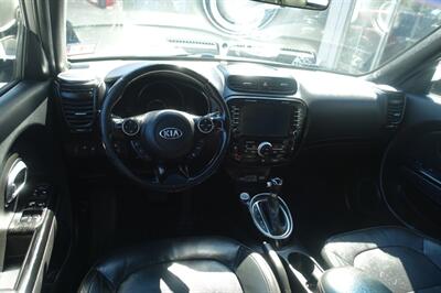 2014 Kia Soul +   - Photo 14 - Newark, NJ 07104