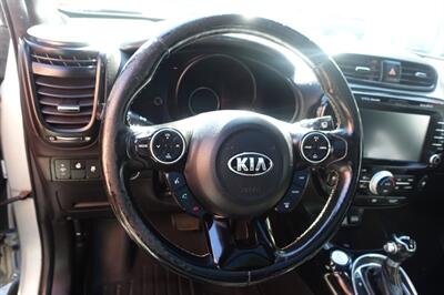 2014 Kia Soul +   - Photo 24 - Newark, NJ 07104