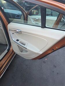 2012 Volvo S60 T5 - Photo 19 - Newark, NJ 07104