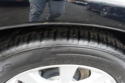 2010 Lexus LS L   - Photo 24 - Newark, NJ 07104