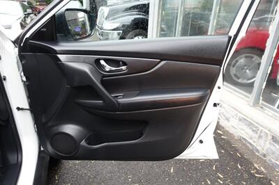 2017 Nissan Rogue SL   - Photo 15 - Newark, NJ 07104