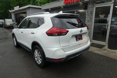 2017 Nissan Rogue SL   - Photo 6 - Newark, NJ 07104