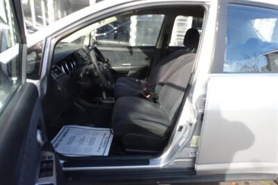 2007 Nissan Versa 1.8 S - Photo 9 - Newark, NJ 07104