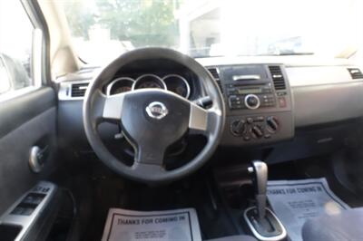 2007 Nissan Versa 1.8 S - Photo 13 - Newark, NJ 07104
