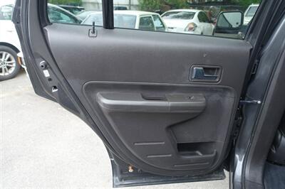 2007 Ford Edge SEL - Photo 12 - Newark, NJ 07104