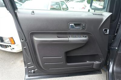 2007 Ford Edge SEL - Photo 10 - Newark, NJ 07104