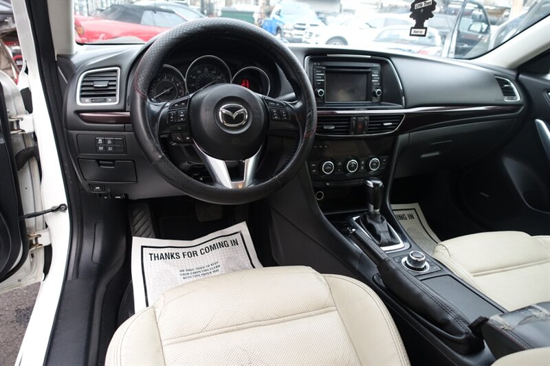 2015 Mazda MAZDA6 i Grand Touring photo 15