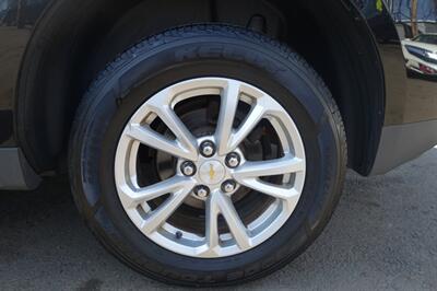 2017 Chevrolet Equinox LT - Photo 23 - Newark, NJ 07104