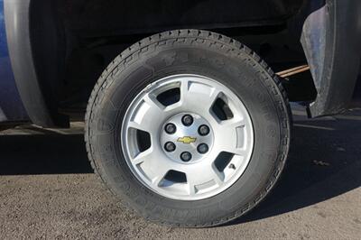 2011 Chevrolet Silverado 1500 LT   - Photo 26 - Newark, NJ 07104