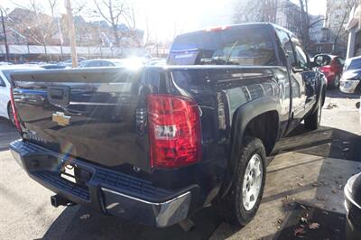2011 Chevrolet Silverado 1500 LT   - Photo 8 - Newark, NJ 07104