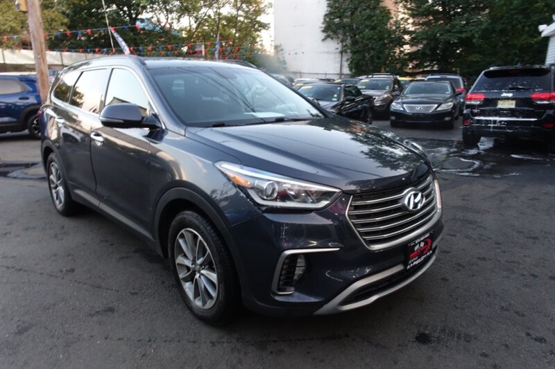 2017 Hyundai Santa Fe Limited photo 2