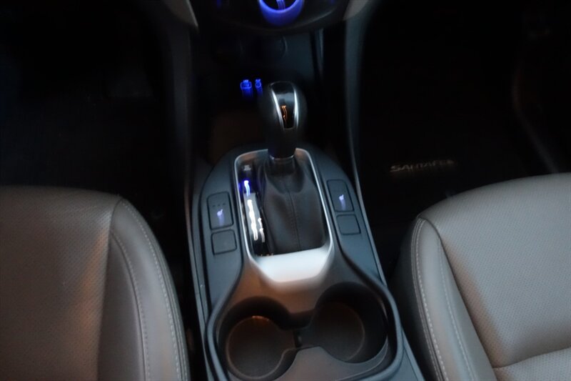 2017 Hyundai Santa Fe Limited photo 19
