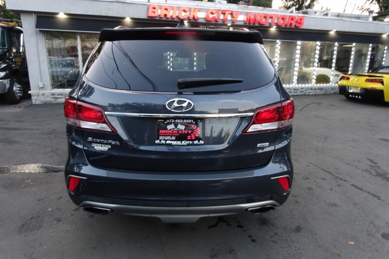 2017 Hyundai Santa Fe Limited photo 6