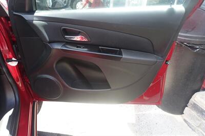 2014 Chevrolet Cruze 1LT Auto - Photo 15 - Newark, NJ 07104