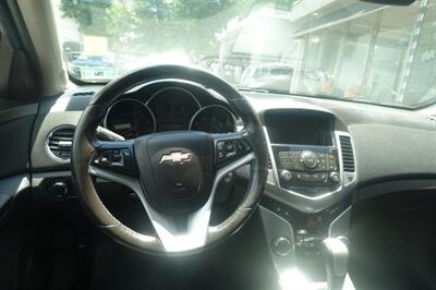 2014 Chevrolet Cruze 1LT Auto - Photo 13 - Newark, NJ 07104