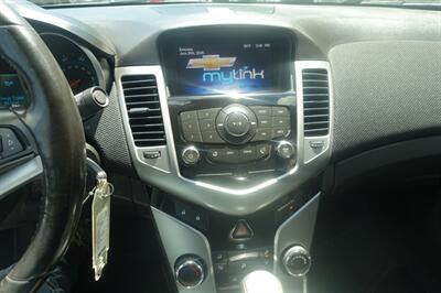 2014 Chevrolet Cruze 1LT Auto - Photo 18 - Newark, NJ 07104