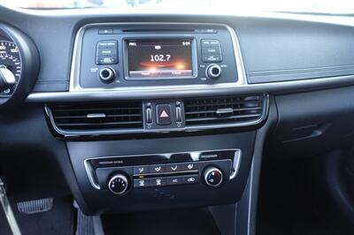 2017 Kia Optima LX - Photo 19 - Newark, NJ 07104