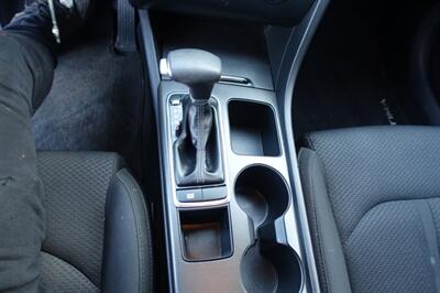 2017 Kia Optima LX - Photo 21 - Newark, NJ 07104