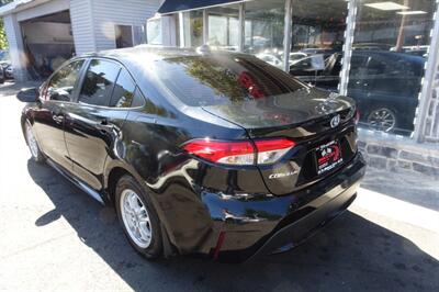 2022 Toyota Corolla Hybrid LE   - Photo 6 - Newark, NJ 07104