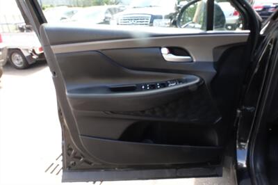 2019 Hyundai SANTA FE SE 2.4L   - Photo 10 - Newark, NJ 07104