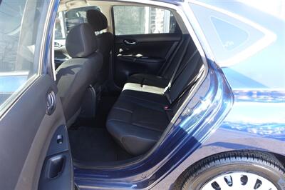 2017 Nissan Sentra S   - Photo 11 - Newark, NJ 07104